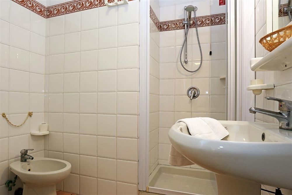 Hotel S.angelo 3*