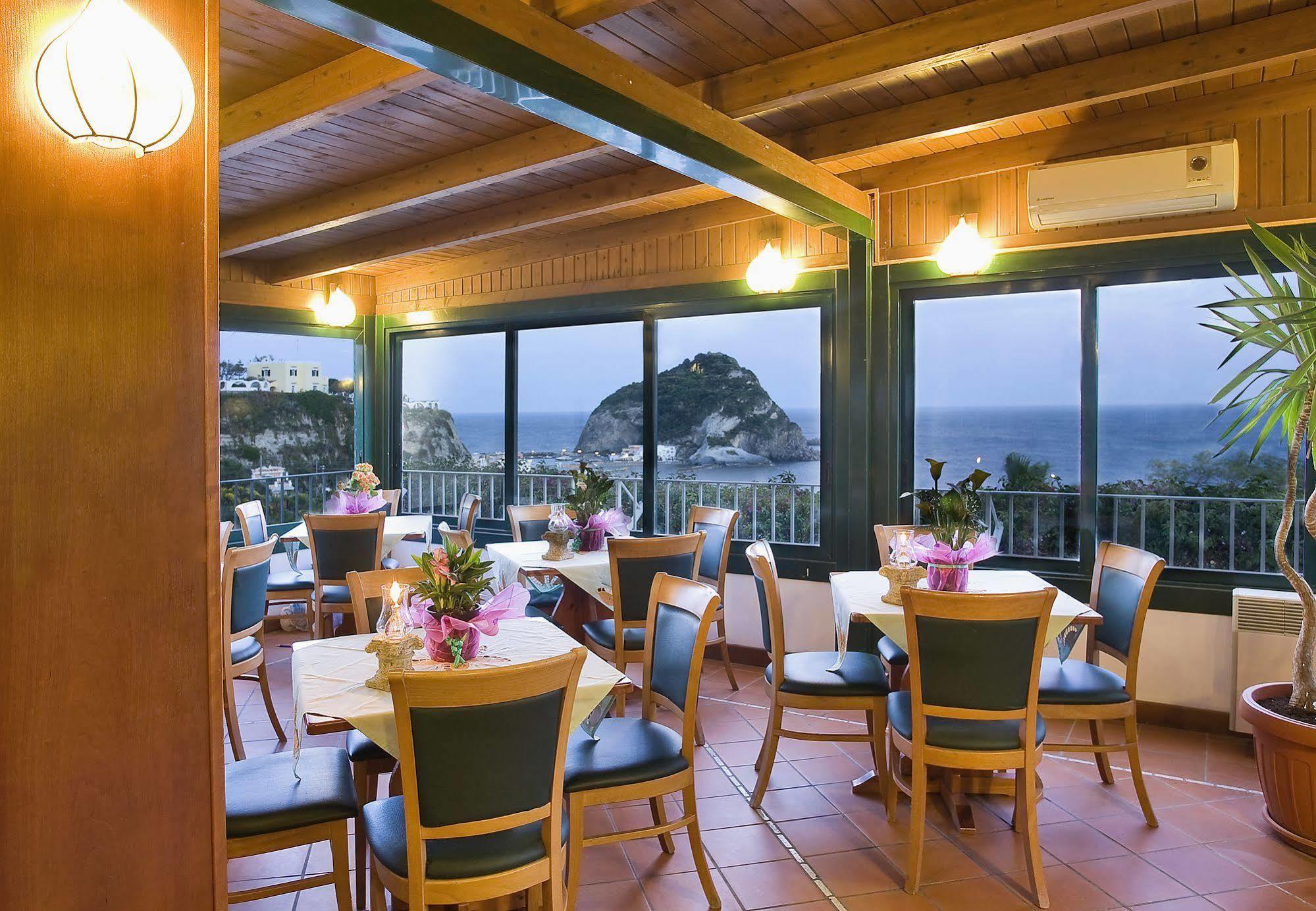 Hotel S.angelo 3*
